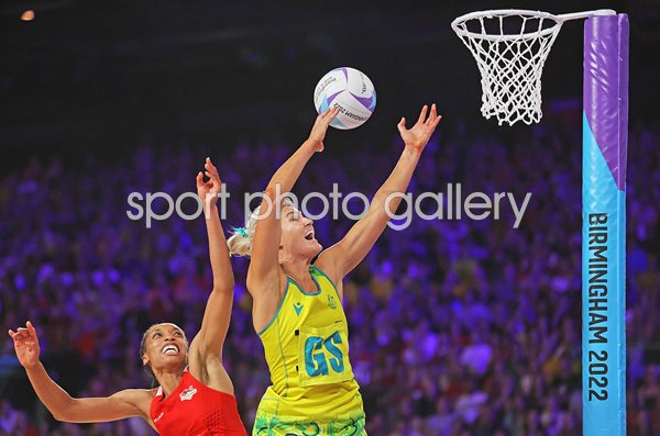 Gretel Bueta Australia v Layla Guscoth England Commonwealth Games Netball 2022