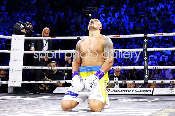 Oleksandr Usyk celebrates v Anthony Joshua Jeddah 2022