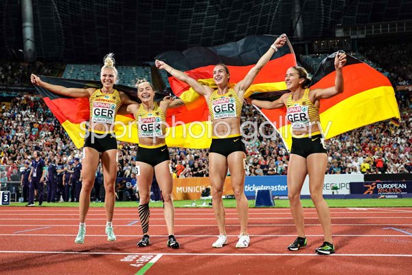 Alexandra Burghardt, Gina Luckenkemper, Lisa Mayer & Rebekka Haase Germany 4x100m Gold 2022