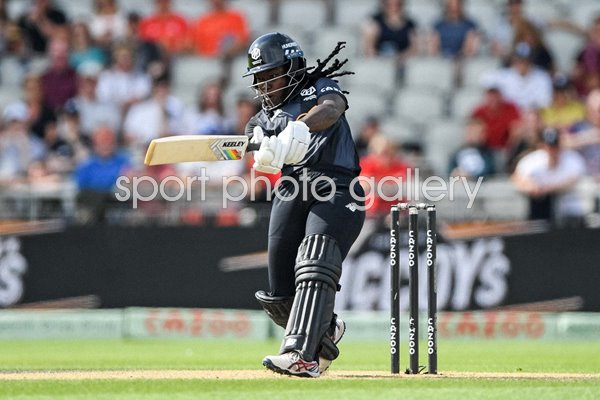 Deandre Dottin Manchester Originals bats v Welsh Fire The Hundred 2022