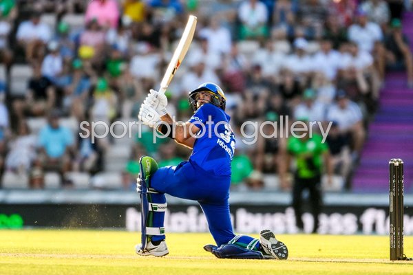 Glenn Maxwell London Spirit bats v Southern Brave The Hundred 2022