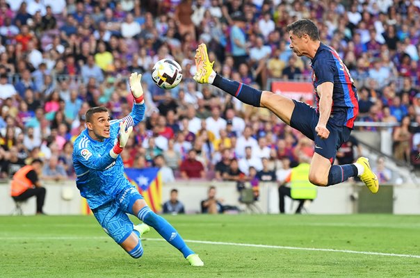 Robert Lewandowski Barcelona scores v Jordi Masip Real Valladolid La Liga 2023