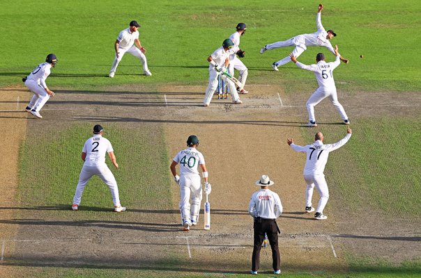 England fielders v Dean Elgar South Africa Old Trafford Test 2022