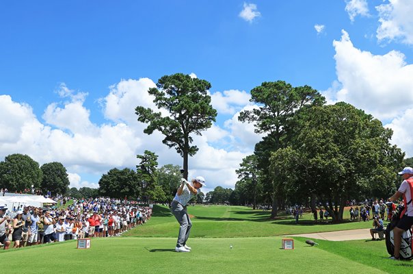 Cameron Smith Australia drives 4th Tee TOUR Championship Atlanta 2022