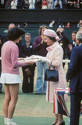 Queen Elizabeth II presents Wimbledon trophy to Virginia Wade 1977