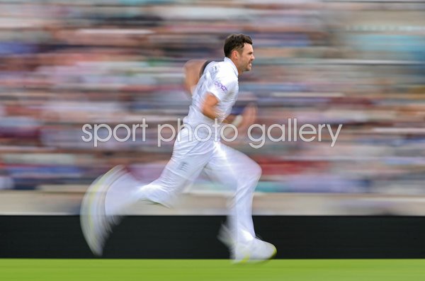 James Anderson England Motion Blur Effect v South Africa Oval 2022