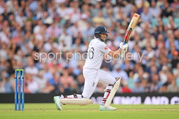 Joe Root England batting v South Africa Oval Test Match 2022