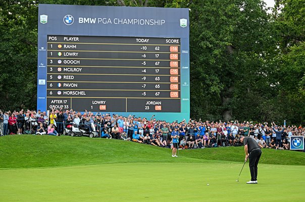 Shane Lowry Ireland putts Final Green PGA Championship Wentworth 2022