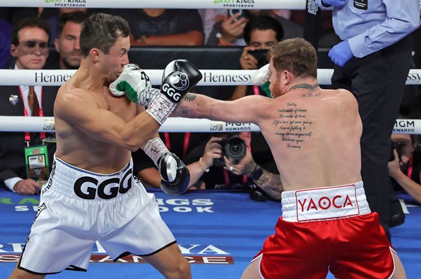 Canelo Alvarez lands v Gennadiy Golovkin Las Vegas Fight 2022