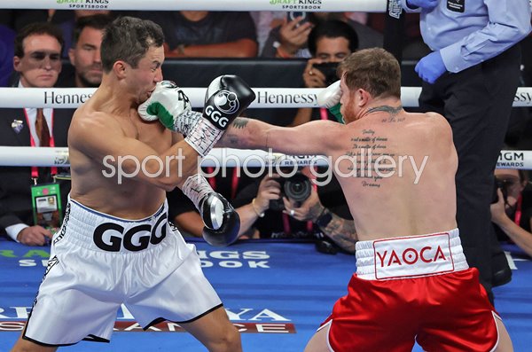 Canelo Alvarez lands v Gennadiy Golovkin Las Vegas Fight 2022