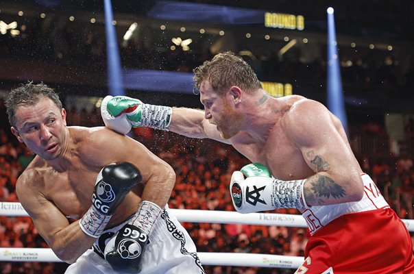 Canelo Alvarez punches Gennadiy Golovkin Las Vegas 2022