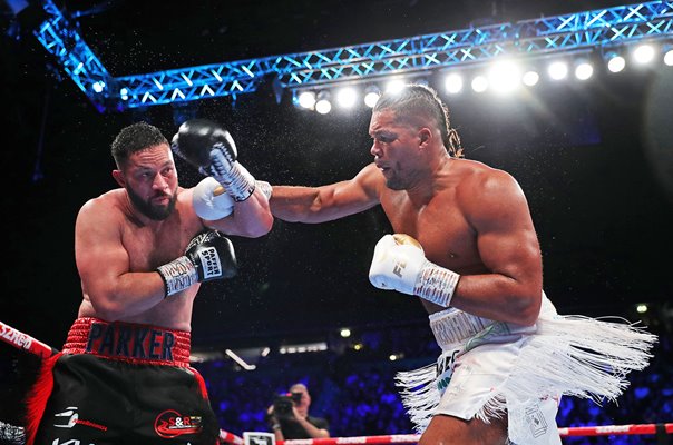 Joe Joyce punches Joseph Parker Manchester 2022