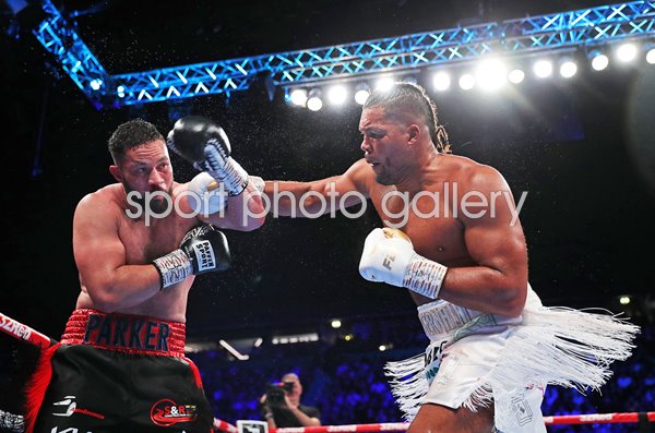 Joe Joyce punches Joseph Parker Manchester 2022