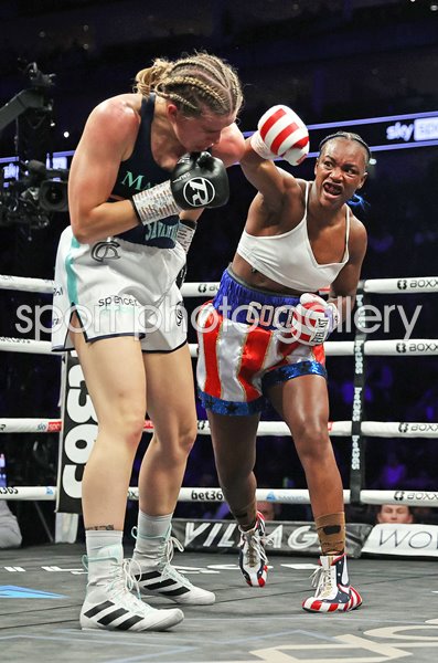 Claressa Shields v Savannah Marshall Boxing London 2022
