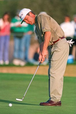 Ben Crenshaw USA putting Phoenix Open TPC Scottsdale Arizona 1995