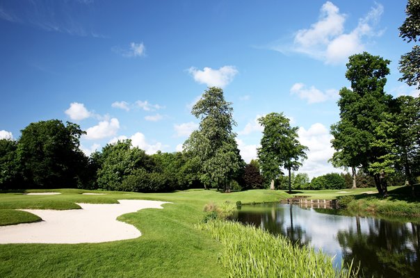 Par 4 10th hole The Belfry Brabazon Course Sutton Coldfield 2009