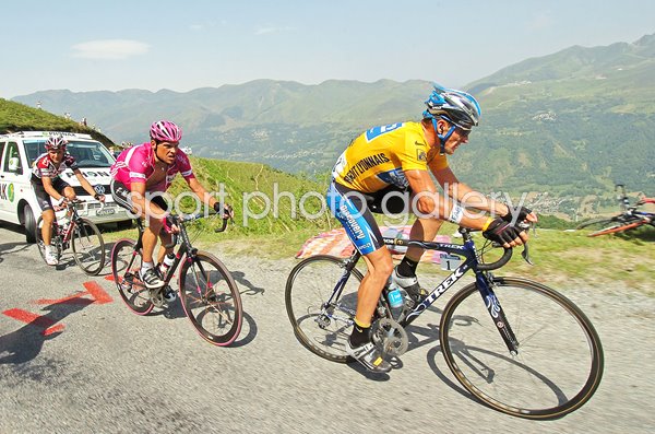 Lance Armstrong leads Jan Ullrich Stage 15 Tour De France 2005