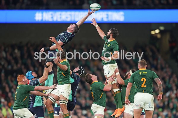Peter O’Mahony Ireland v Lood de Jager South Africa Dublin 2022