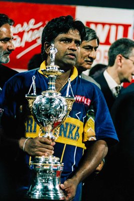 Sri Lankan captain Arjuna Ranatunga World Cup trophy 1996