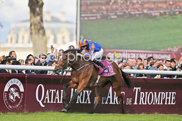 Ryan Moore riding Found wins Prix de l'Arc de Triomphe 2016
