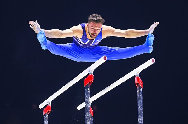 Giarnni Regini-Moran Great Britain Parallel Bars Gymnastics Worlds Liverpool 2022