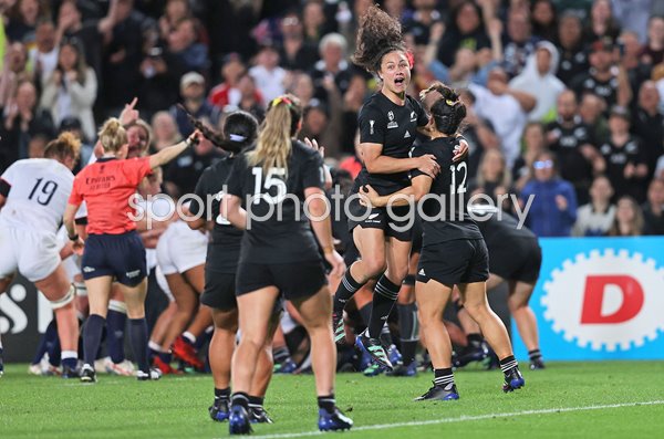 Ruby Tui New Zealand victory v England 2021 Rugby World Cup Final