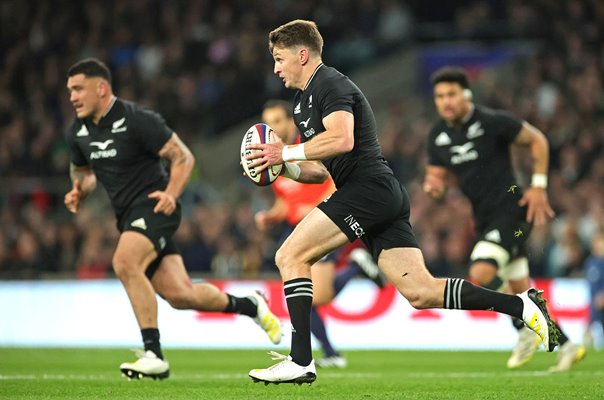 Beauden Barrett New Zealand v England Autumn International 2022