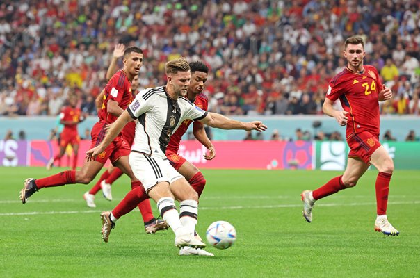 Niclas Fuellkrug Germany scores v Spain Group E World Cup 2022