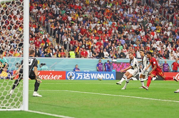 Niclas Fuellkrug Germany scores v Spain Group E World Cup Qatar 2022
