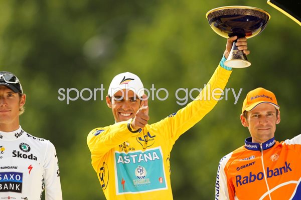 Alberto Contador Podium Salute