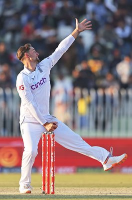 Will Jacks England bowls v Pakistan Rawalpindi Test Match 2022
