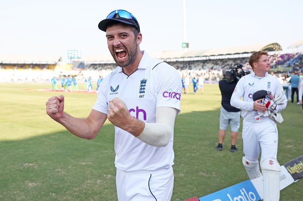 Mark Wood England celebrates series win v Pakistan Multan 2022