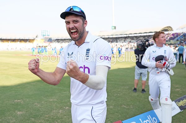 Mark Wood England celebrates series win v Pakistan Multan 2022