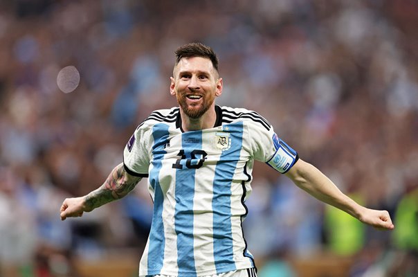 Lionel Messi Argentina celebrates goal World Cup Final 2022
