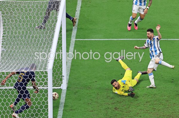 Lionel Messi Argentina scores World Cup Final 2022