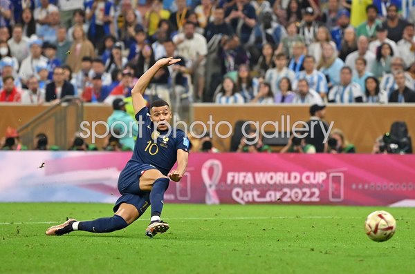 Kylian Mbappe France scores 2nd goal World Cup Final 2022