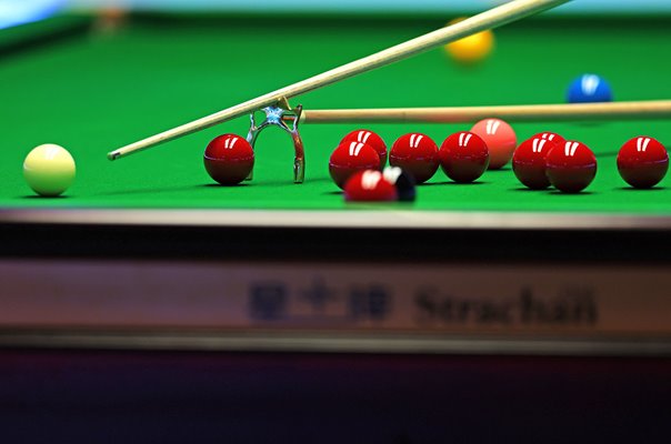 Snooker shot with spider view Masters London 2023