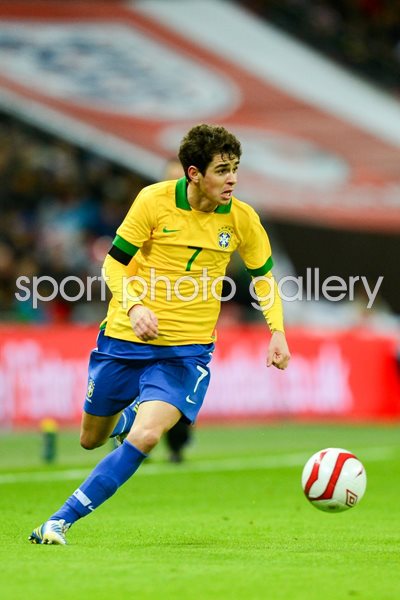 Oscar Brazil v England Wembley 2013 