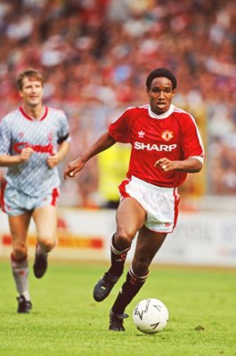 Paul Ince Manchester United FA Charity Shield Wembley 1990
