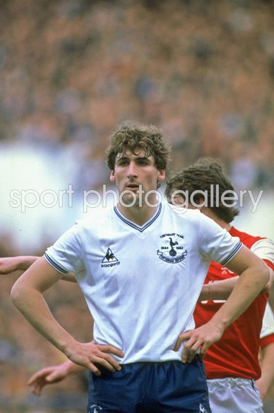 Mark Falco Tottenham Hotspur v Arsenal Division One 1982