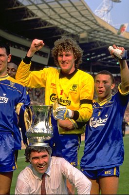 Dave Beasant Wimbledon celebrates FA Cup Final win v Liverpool 1988