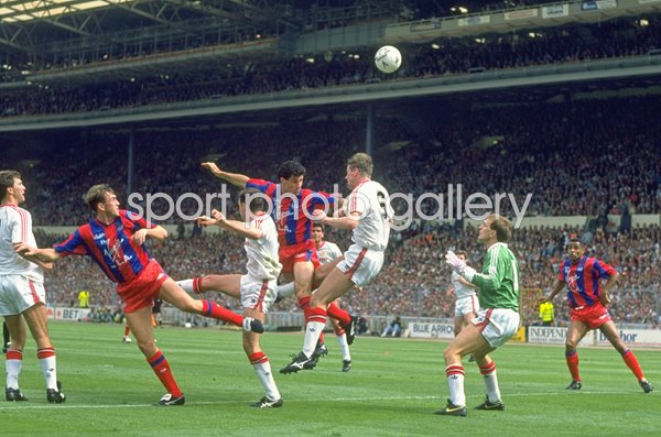 Gary O'Reilly Crystal Palace scores v Manchester United v FA Cup Final 1990