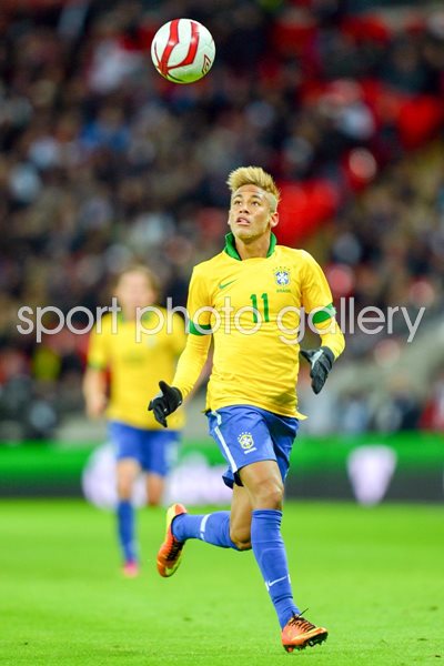 Neymar Brazil v England Wembley 2013