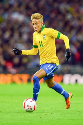 Neymar Brazil v England Wembley 2013