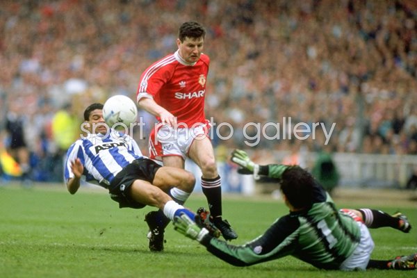 Dennis Irwin Manchester United v Sheffield Wednesday Wembley 1991