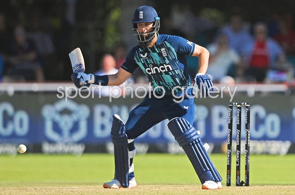 Moeen Ali England one handed shot v South Africa ODI Kimberley 2023
