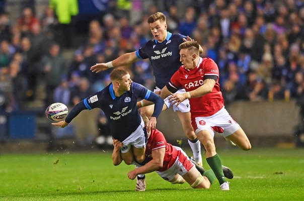 Finn Russell Scotland back of the hand pass v Wales Six Nations 2023