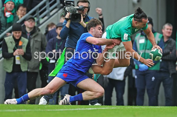 James Lowe Ireland scores v France Six Nations Dublin 2023