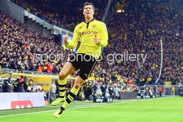 Robert Lewandowski - Borussia Dortmund v Hamburger SV