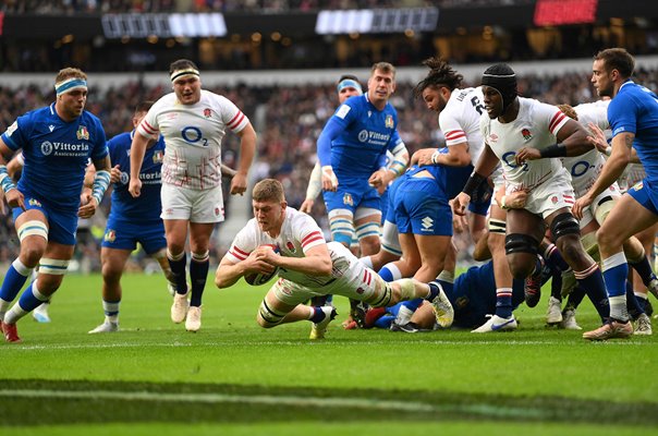 Jack Willis England scores v Italy Six Nations Twickenham 2023